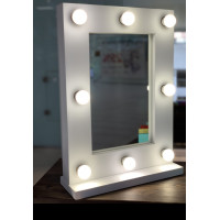 Гримерное зеркало с лампочками на подставке 60х45 см