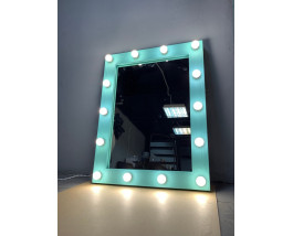 Зеркало с подсветкой для ванной комнаты из дерева 70х90 см