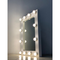 Гримерное зеркало в стиле лофт 80x60 белого матового цвета 12 ламп по контуру