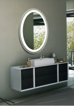 Зеркало в ванную комнату с контурной подсветкой светодиодной лентой Гармония