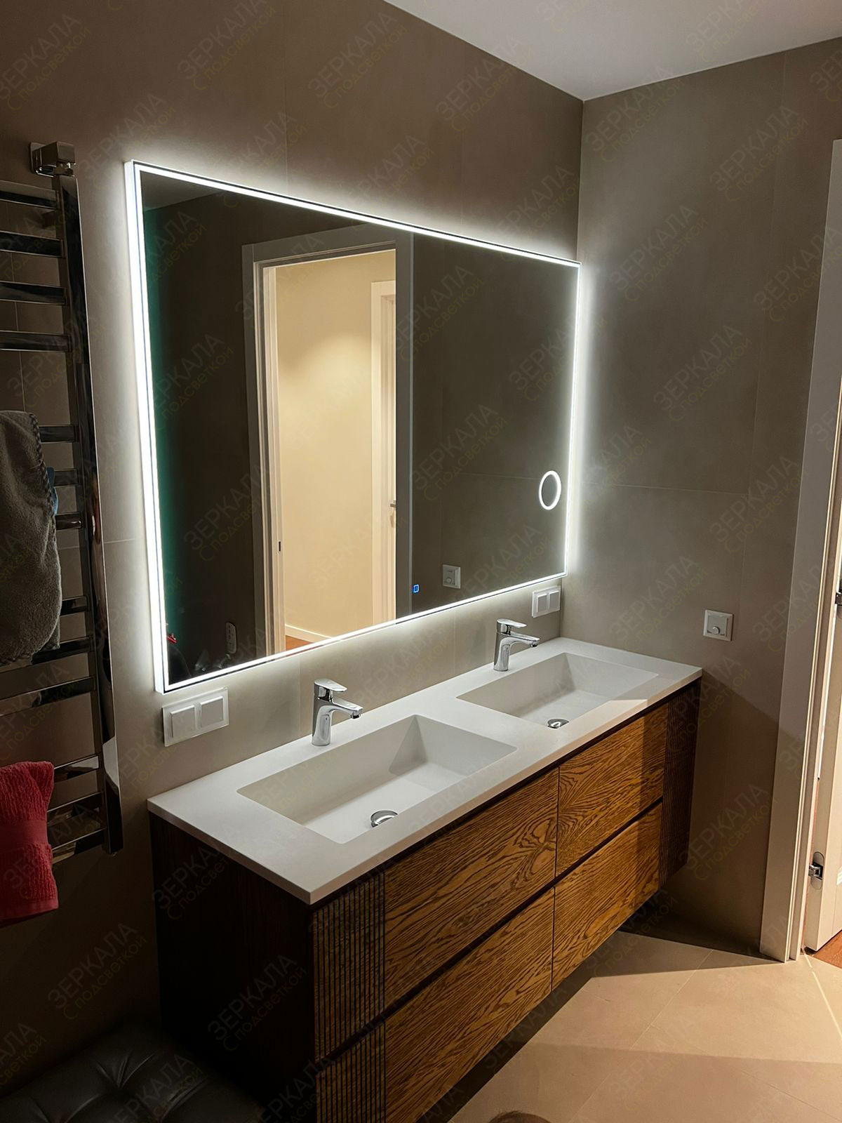 зеркало для ванной комнаты с LED подсветкой и увеличением